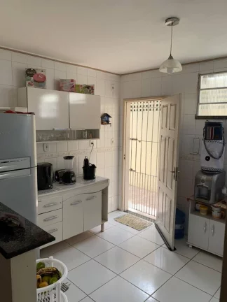 Imagem Casa à venda em Jabotiana, 3 quartos, lazer e 3 vagas de garagem