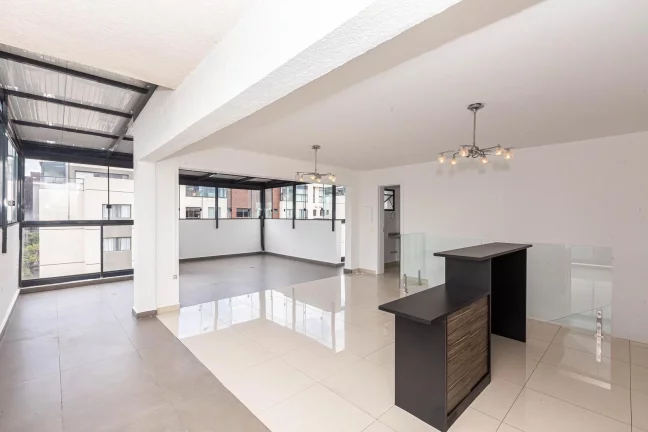 Imagem Cobertura 3 quartos ém condominio clube ao lado do Jardim Botanico