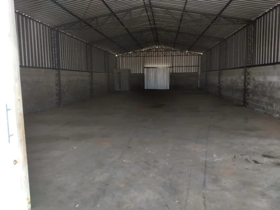 Imagem Barracão novo com excelente localização, frente para rodovia. *, *Área construída: 250 m², . P...