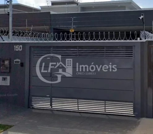 Imperdível oportunidade: Casa à venda em Campo Grande-MS, no Jardim Tijuca, com 3 quartos, 1 suíte, 3 salas, 1 banheiro, 3 vagas de garagem e 140m².