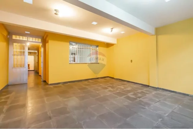Imagem LINDA CASA À VENDA NA VILA MARARI – 160m² 3 DORMITÓRIOS 1 SUÍTE 02 vagas