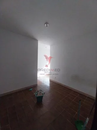 Imagem Casa de 3 Quartos, 2 Suites, churrasqueira, no Bairro Jardim Rony, Guaratinguetá