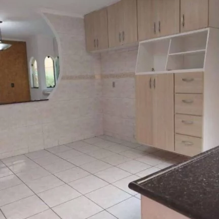 Imagem Sobrado com 3 dormitórios para alugar, 190 m² por R$ 2.814/mês - Parque Marajoara - Santo André/SP