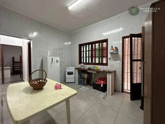 Imagem Oportunidade no Maracanã: Casa Térrea Isolada, 3 Dorms, 4 Vagas | Abaixo do Mercado!