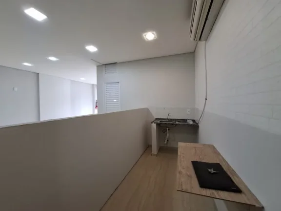 Imagem Sala Comercial Térrea com Vitrine  43m² - Jardim Bosque Viv