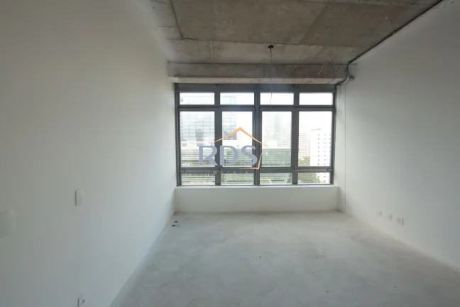 Imagem Apartamento no contrapiso a venda de 575m² com 4 suítes e 6 vagas no Itaim