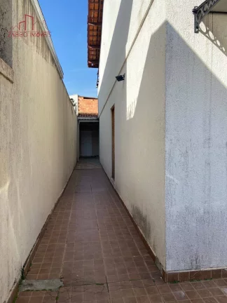 Imagem Belíssima Casa no Jd Monte Azul