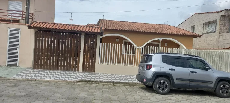 Imagem Casa para Venda em Itanhaém, Bopiranga, 2 dormitórios, 1 suíte, 2 banheiros, 4 vagas