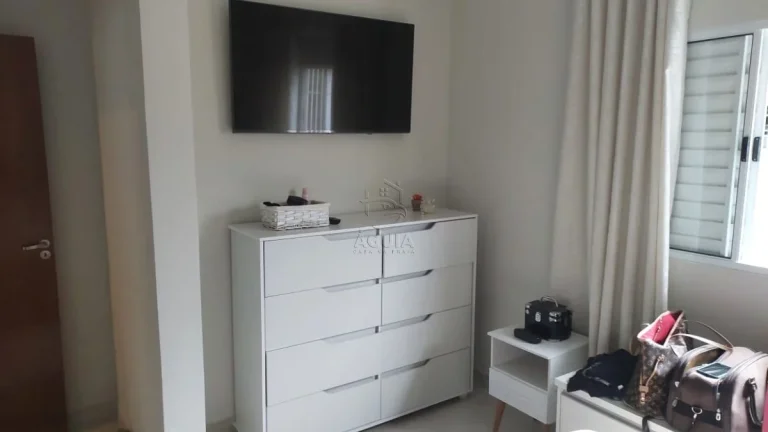 Imagem Casa com 3 dormitórios sendo 1 suíte a venda no Jardim Carolina