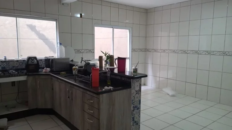 Imagem Sobrado com 4 dormitórios à venda, 235 m² por R$ 530.000,00 - Jardim Márcia - Suzano/SP