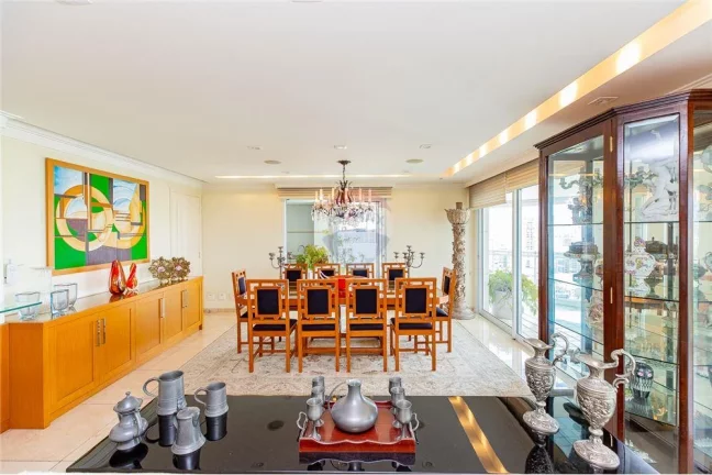 Imagem Cobertura Duplex Exclusiva, 847 m² de área útil, no charmoso bairro do Pacaembu