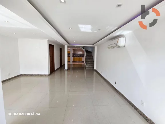 Imagem Casa com 5 dormitórios à venda, 218 m² por R$ 750.000,00 - Califórnia - Nova Iguaçu/RJ
