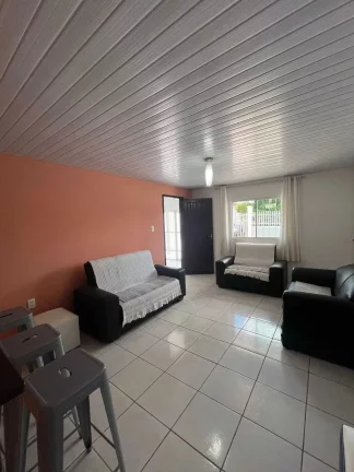 Imagem Casa com 3 dormitórios e 3 vagas de garagem - Ubatuba | São Francisco do Sul/SC