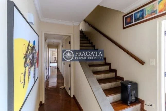 Imagem Cobertura Triplex Higienópolis - 337M², 4 Dorms, 1 Suíte, 3 Vagas, Armários, Despensa, Lavabo.