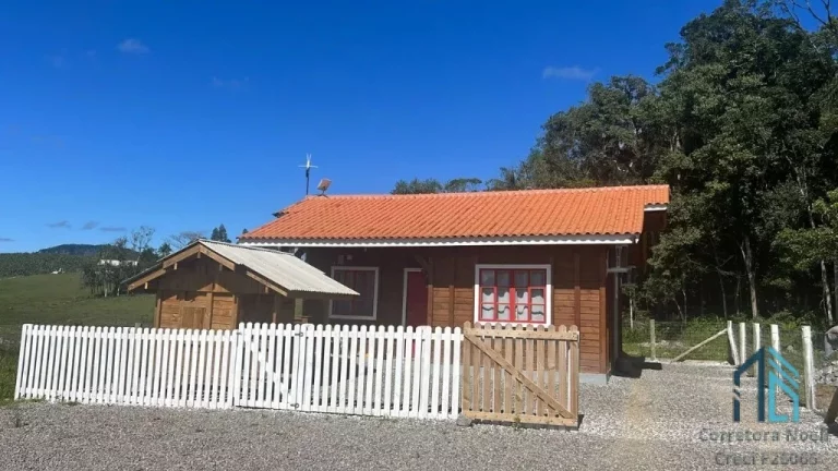 Imagem Sítio/Chácara (Estuda permuta) a venda com casa em Balneário Piçarras SC