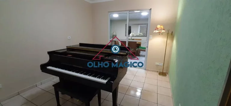 Imagem Ótima Casa Térrea - 3 dormitórios com suíte - 3 vagas