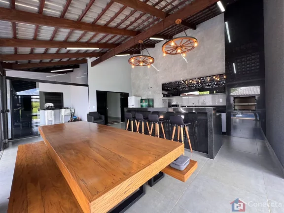 Imagem Chácara Santa Clara: Casa com Piscina Aquecida e 3 Quartos em Condomínio Fechado