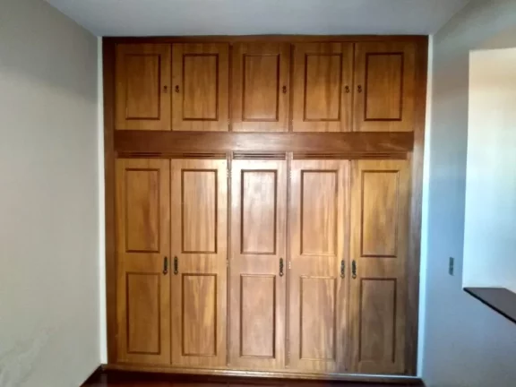 Imagem Casa em excelente localização próximo as principais avenidas