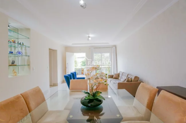Imagem Casa em Condomínio à venda em Villa dos Inglezes com 330m² 3 suítes, 4 vagas