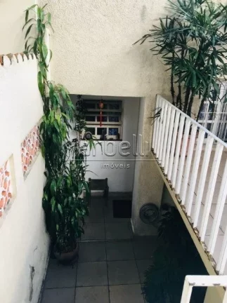 Imagem Casa estilo loft, com 110 m² e área total de 70 m², 01 dormitório, sala dois ambientes, banheiro...