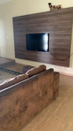 Imagem JARDIM SÃO NICOLAU., LINDA CASA. 2.500 M2 DE TERRENO.