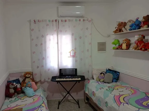 Imagem Casa à venda em Praia Grande, Canto do Forte, com 2 quartos, 214m2