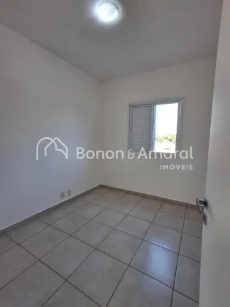 Imagem Casa em condomínio para locação - com 3 quartos sendo uma suíte. O imóvel conta com sala para 2...