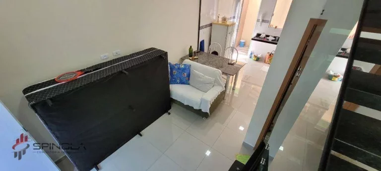 Imagem Sobrado com 2 dormitórios à venda, 51 m² por R$ 280.000,00 - Maracanã - Praia Grande/SP