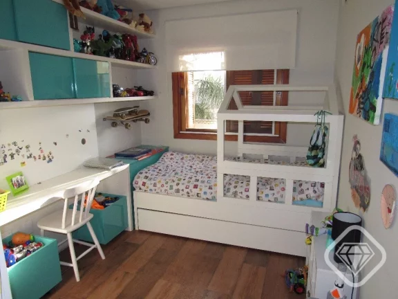 Imagem Casa moderna no Jardins do Prado

3 dormitórios, suíte com closet, pátio e segurança 24 horas

B...