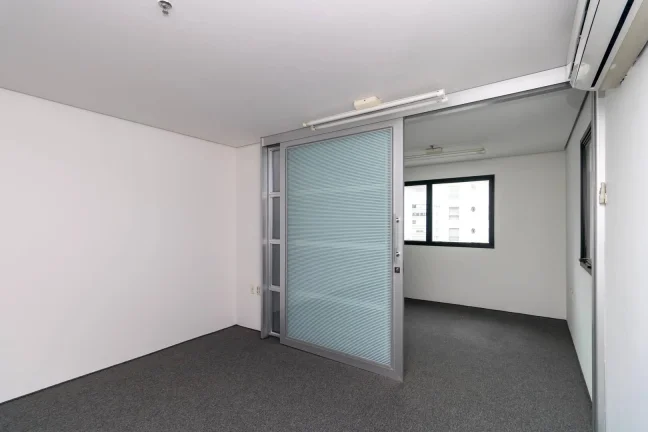 Imagem Ótimo cj comercial no Jardim Paulista, Alameda Lorena, 31 m2