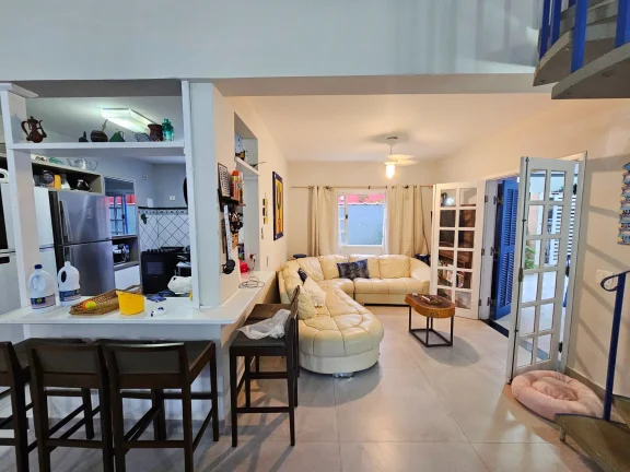 Imagem Casa de Luxo à Venda em Riviera de São Lourenço Módulo 26, 5 Quartos, 5 Suítes, 2 Salas e 2 Vagas de Garagem 255,62 m² de Área