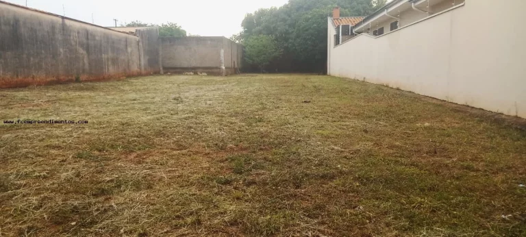 Imagem Terreno para Venda em Limeira, Vila Claudia