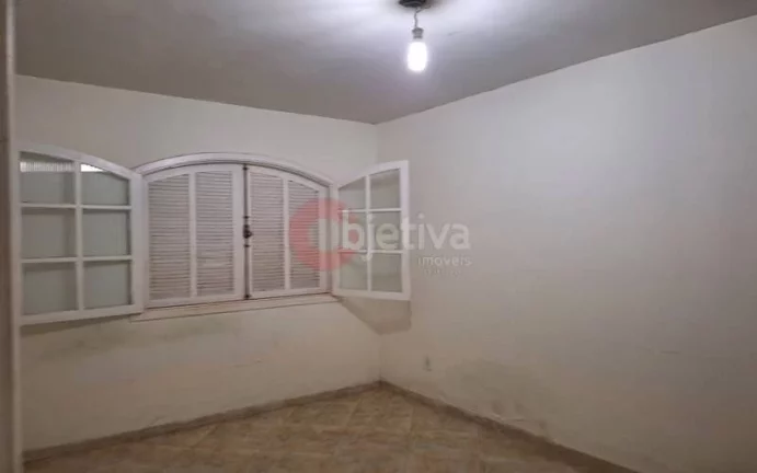 Imagem Prédio amplo e espaçoso para venda no Jacaré em Cabo Frio.