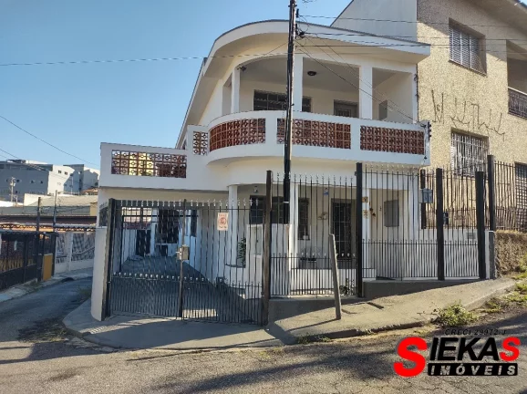 Imagem Imperdível casa para venda em São Paulo-SP, Bairro Piqueri: 4 quartos, 2 banheiros, 3 vagas de garagem, 184,00 m² de área.