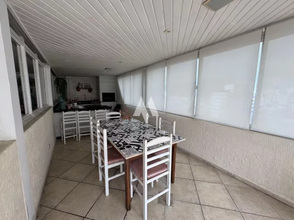 Imagem Cobertura com 3 Quartos e 2 Vagas à Venda no Centro em São Vicente/SP