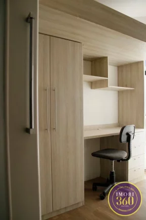 Imagem Apartamento com 3 Quartos e 1 banheiro à Venda, 45 m² por R$ 290.000