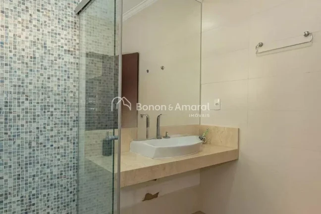 Imagem Com 219 m², esta casa oferece a combinação perfeita de conforto, sofisticação e qualidade de vi...