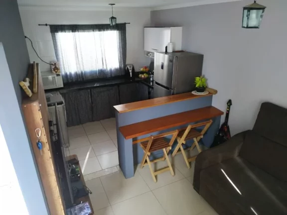 Imagem Sobrado com 2 dormitórios à venda, 59 m² por R$ 310.000,00 - Vila Colorado - Suzano/SP