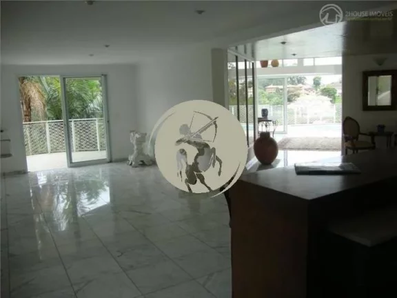 Imagem Casa a venda em condomínio fechado em Barueri