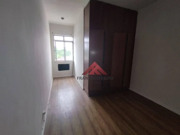 Imagem Apartamento com 2 dormitórios para alugar, 63 m² por R$ 2.163,91/mês - Centro - Niterói/RJ