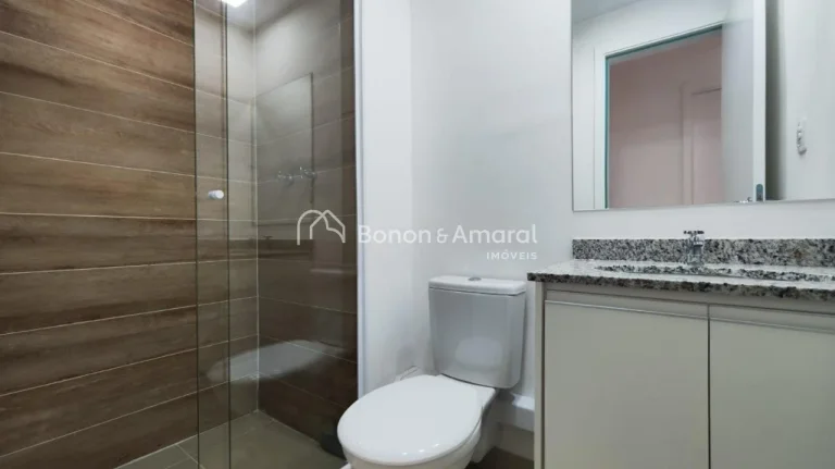 Imagem Descubra este aconchegante apartamento com 2 dormitórios, sendo 1 suíte, sala ampla para dois ambi...