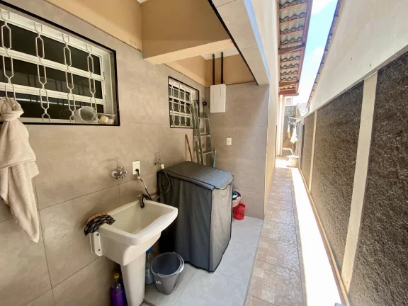 Imagem Oportunidade de casa térrea no vista alegre