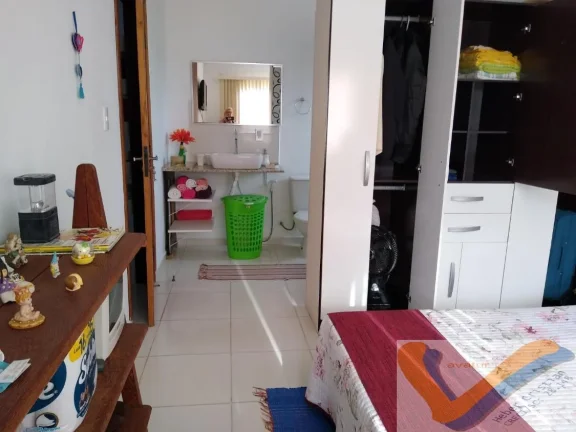 Imagem Casa-Sobrado, 2 pavimentos, por ótimo preço