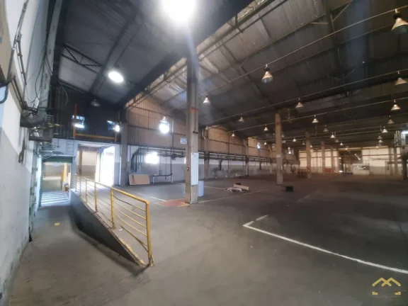 Imagem Galpão para Locação com 8000 m² Retiro - Jundiaí - SP