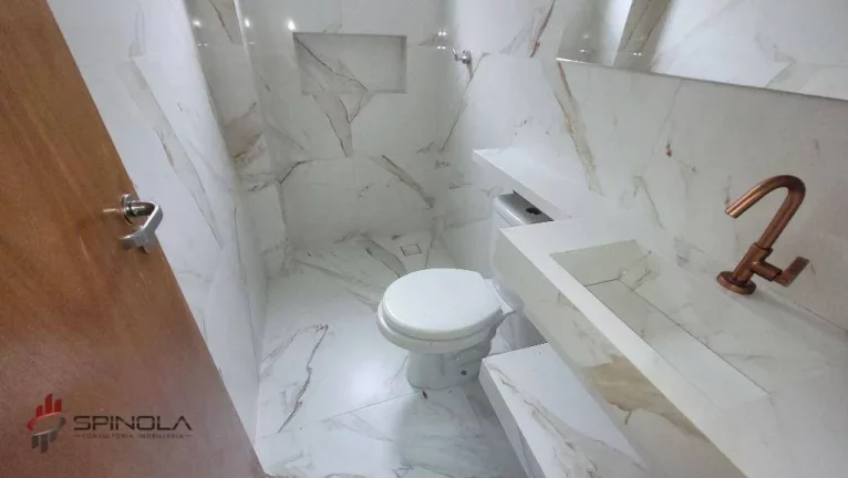 Imagem Apartamento com 2 dormitórios à venda, 61 m² por R$ 450.000,00 - Vila Guilhermina - Praia Grande/SP