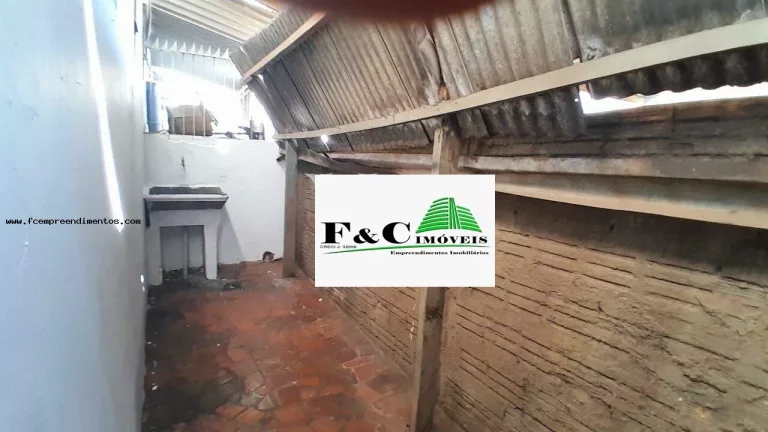 Imagem Barracão para Locação em Limeira, Vila Camargo, 1 banheiro, 1 vaga