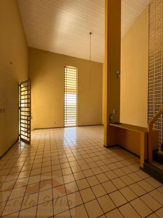 Imagem Casa para Venda em Teresina, São Cristovão, 3 dormitórios, 2 suítes, 3 banheiros, 2 vagas