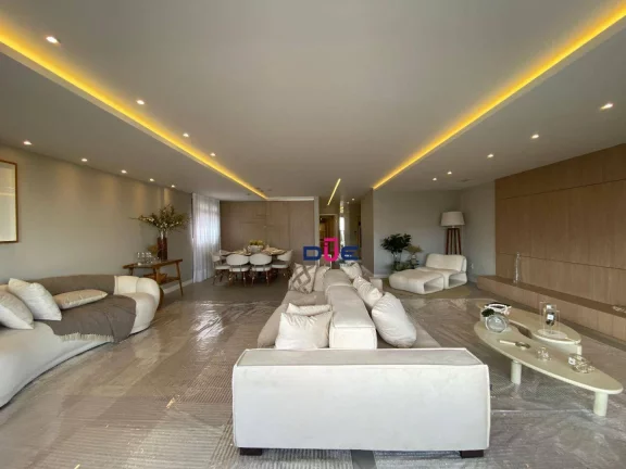 Imagem Apartamento de Alto Padrão com 4 Suítes e 3 vagas demarcadas, Retrofit-Acabamento Impecável na Vila Rica, Santos