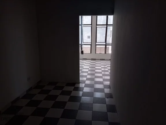 Imagem No Centro de Peruíbe, Salão Comercial Com 220 m² E Excelente Localização, Disponível Para Locação.