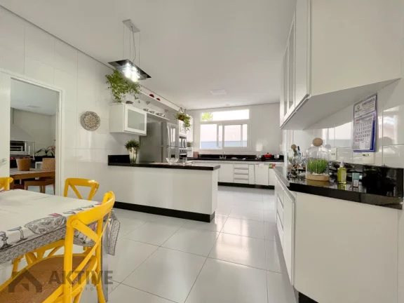 Imagem Casa de Condomínio em Aldeia da Serra - Barueri, SP